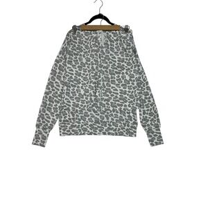 NEW Emerson Road Womens Animal Print Lounge Set Pajamas‎ Top and Shorts Gray